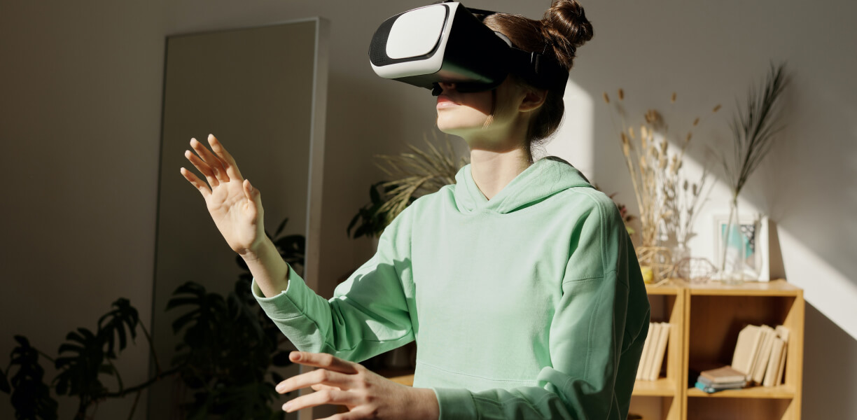 تسلط در طراحی VR: آموزش های برتر برای نمونه سازی سریع UI/UX در سال 2023