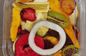 میوه خشک: یک گزینه سالم و خوشمزه برای تغذیه روزانه