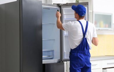خطرات دست‌کاری کولر و یخچال بدون تخصص: آیا ارزش صرفه‌جویی دارد؟